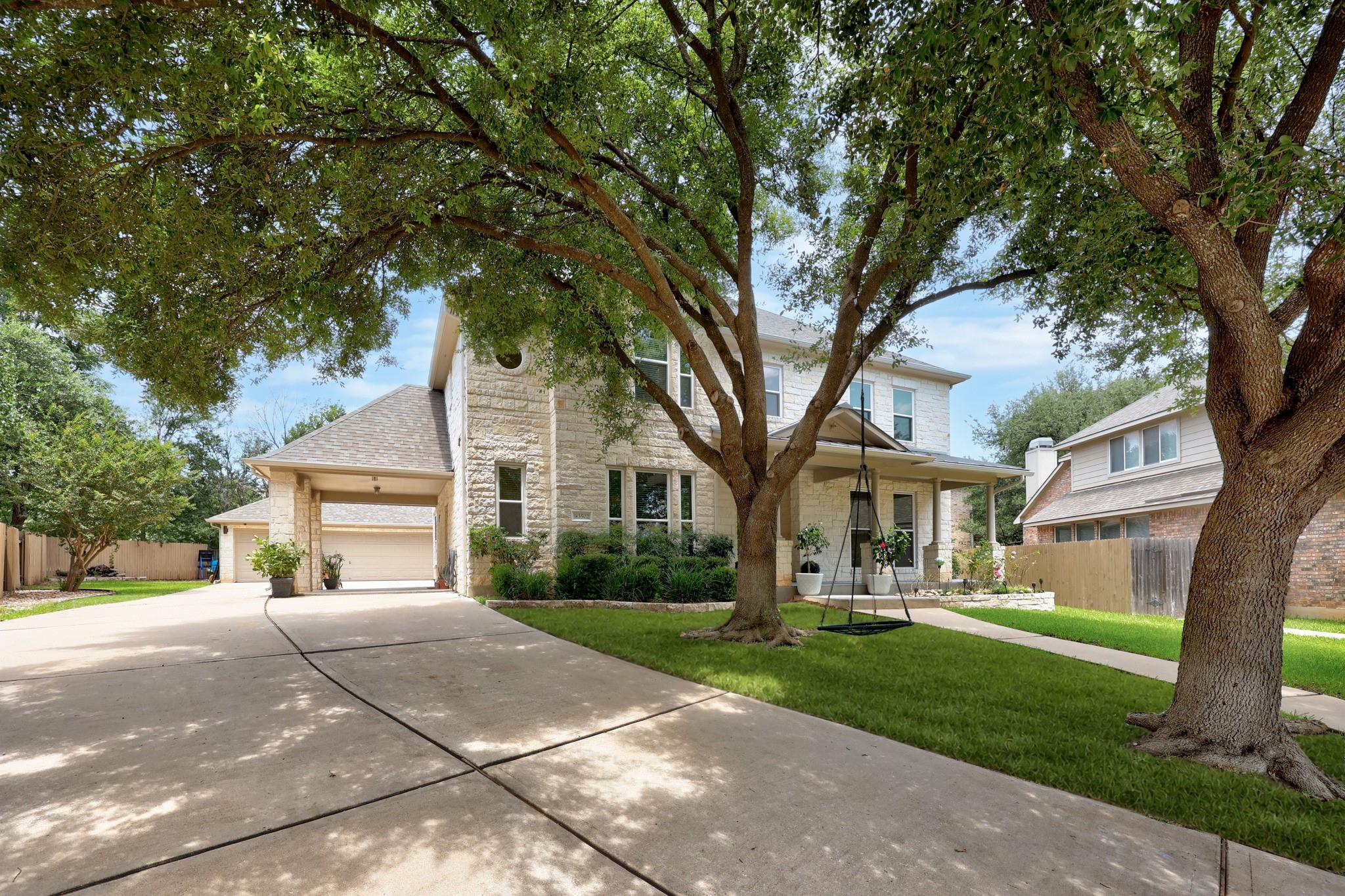 3502 Hidden Oaks CV