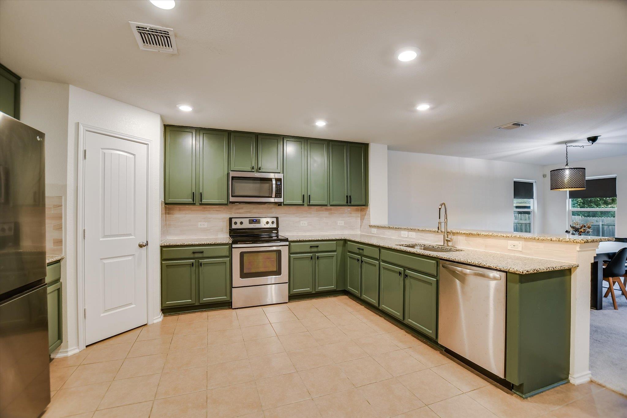 12915 Fireside Chat ST