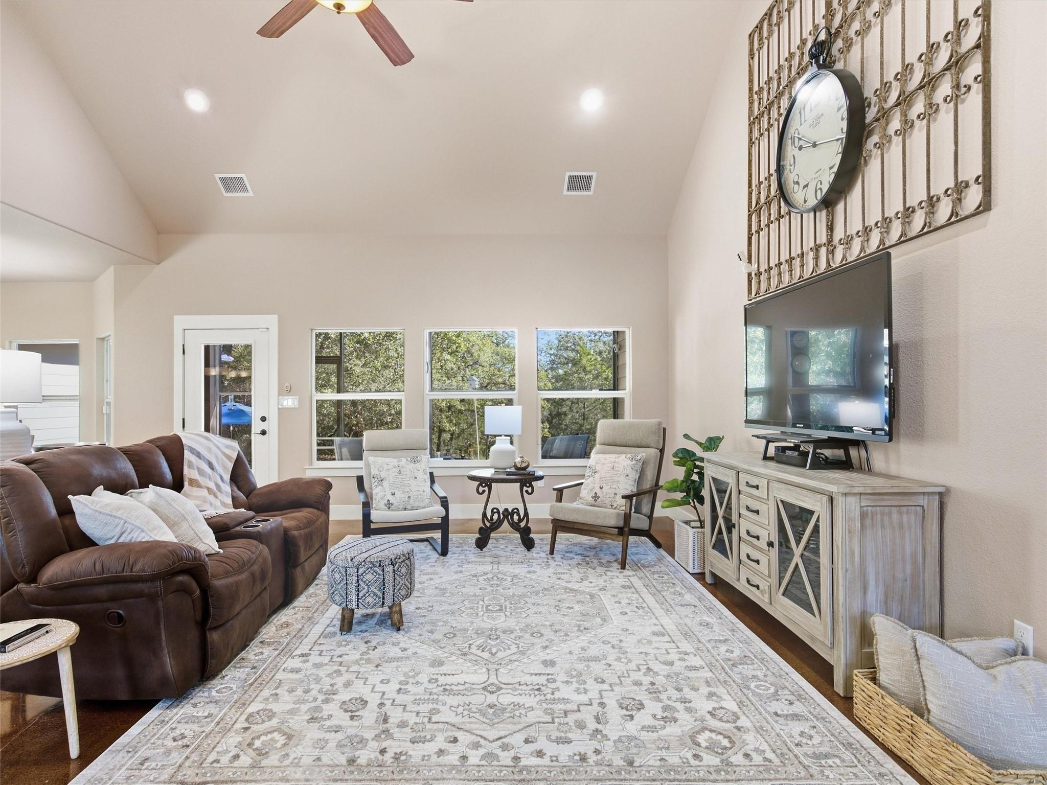 138 Wood Hollow CT