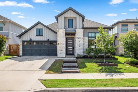 Photo of 8309 SPIRE VW, Austin, TX 78744 (MLS # 9094497)