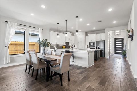 Tiny photo for 8309 SPIRE VW, Austin, TX 78744 (MLS # 9094497)