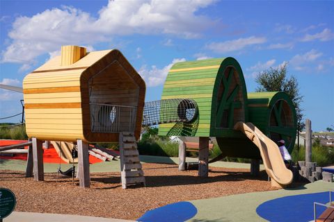 Tiny photo for 8309 SPIRE VW, Austin, TX 78744 (MLS # 9094497)