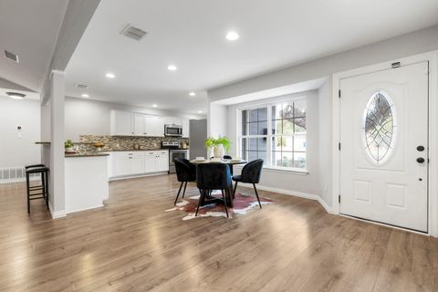 Tiny photo for 4704 Roundup TRL, Austin, TX 78745 (MLS # 5263873)