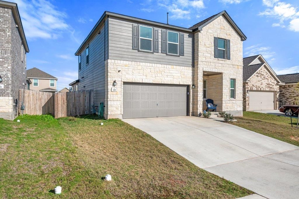 Photo of 218 Summit DR, Lockhart, TX 78644 (MLS # 8748754)