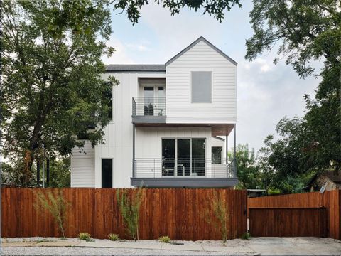 Photo of 3208 Govalle Ave #2, Austin, TX 78702 (MLS # 5948891)