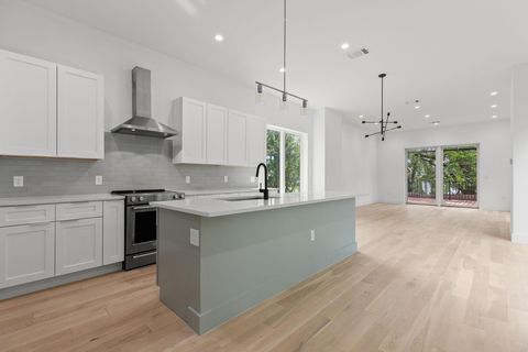 Tiny photo for 1702 Hartford RD, Austin, TX 78703 (MLS # 4272432)