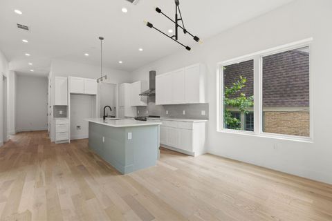 Tiny photo for 1702 Hartford RD, Austin, TX 78703 (MLS # 4272432)