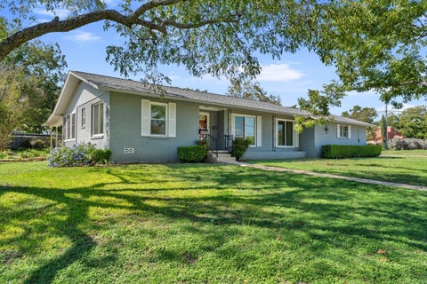 Photo of 908 N Pierce ST, Burnet, TX 78611 (MLS # 7015839)