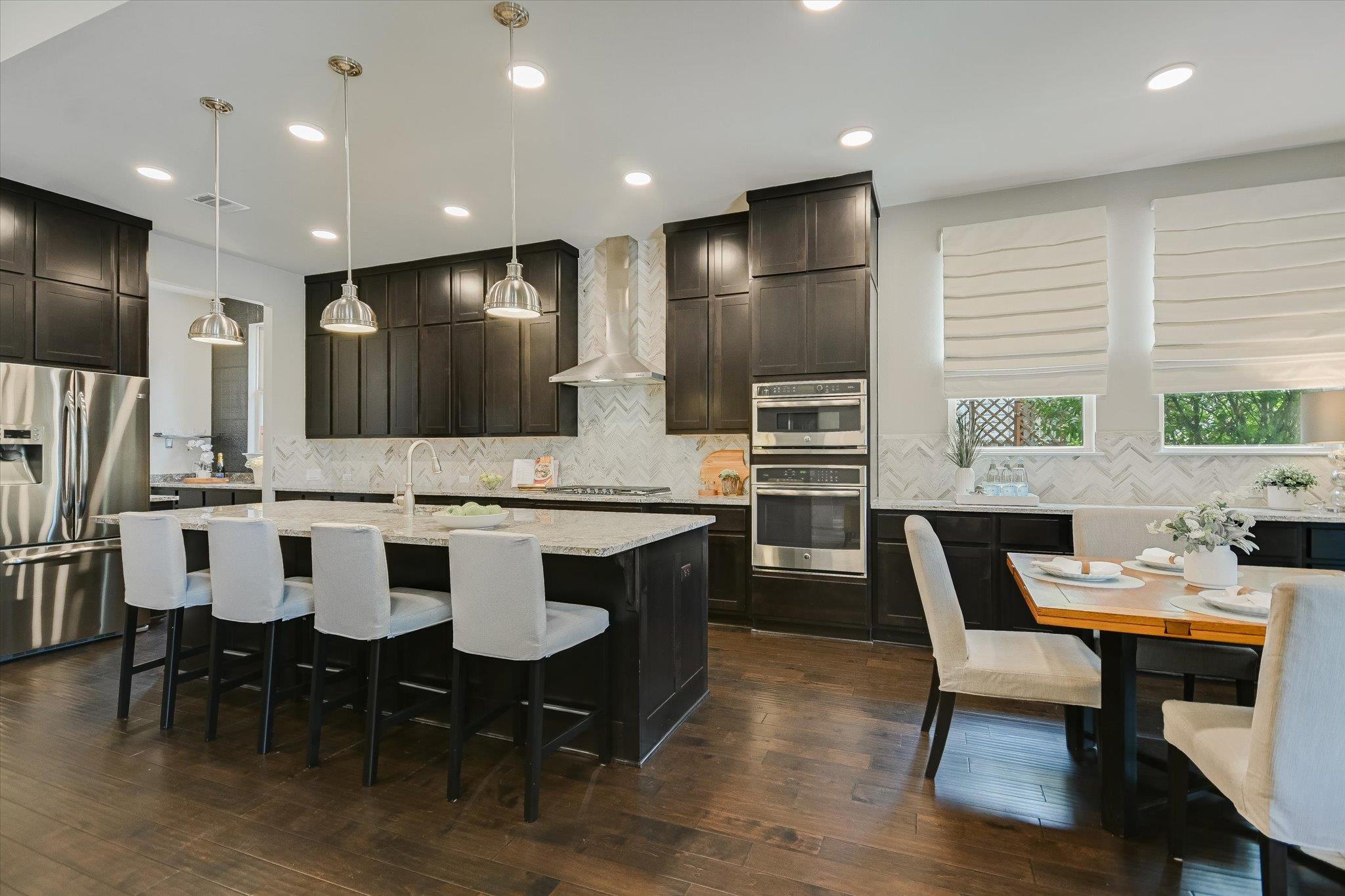 2304 Belen DR