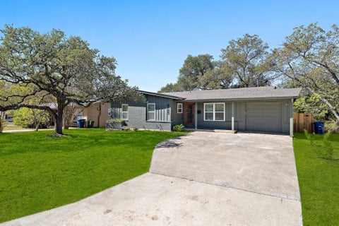 Photo of 8102 Burrell DR, Austin, TX 78757 (MLS # 1977281)