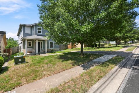 Photo of 17737 Golden Valley DR, Manor, TX 78653 (MLS # 2928970)