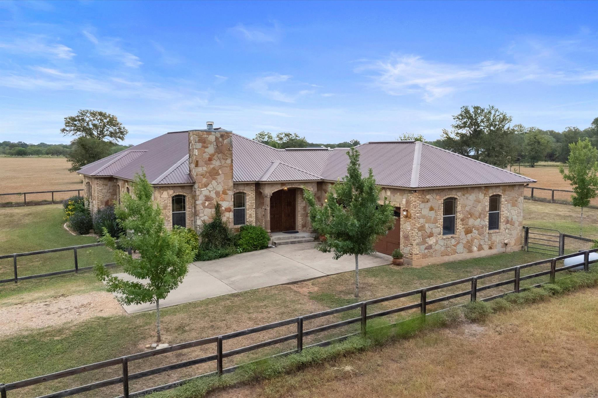 189 Sandy Creek Ranch DR
