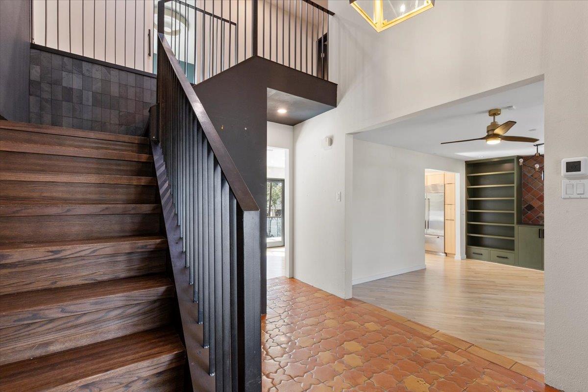 8719 Crest Ridge CIR