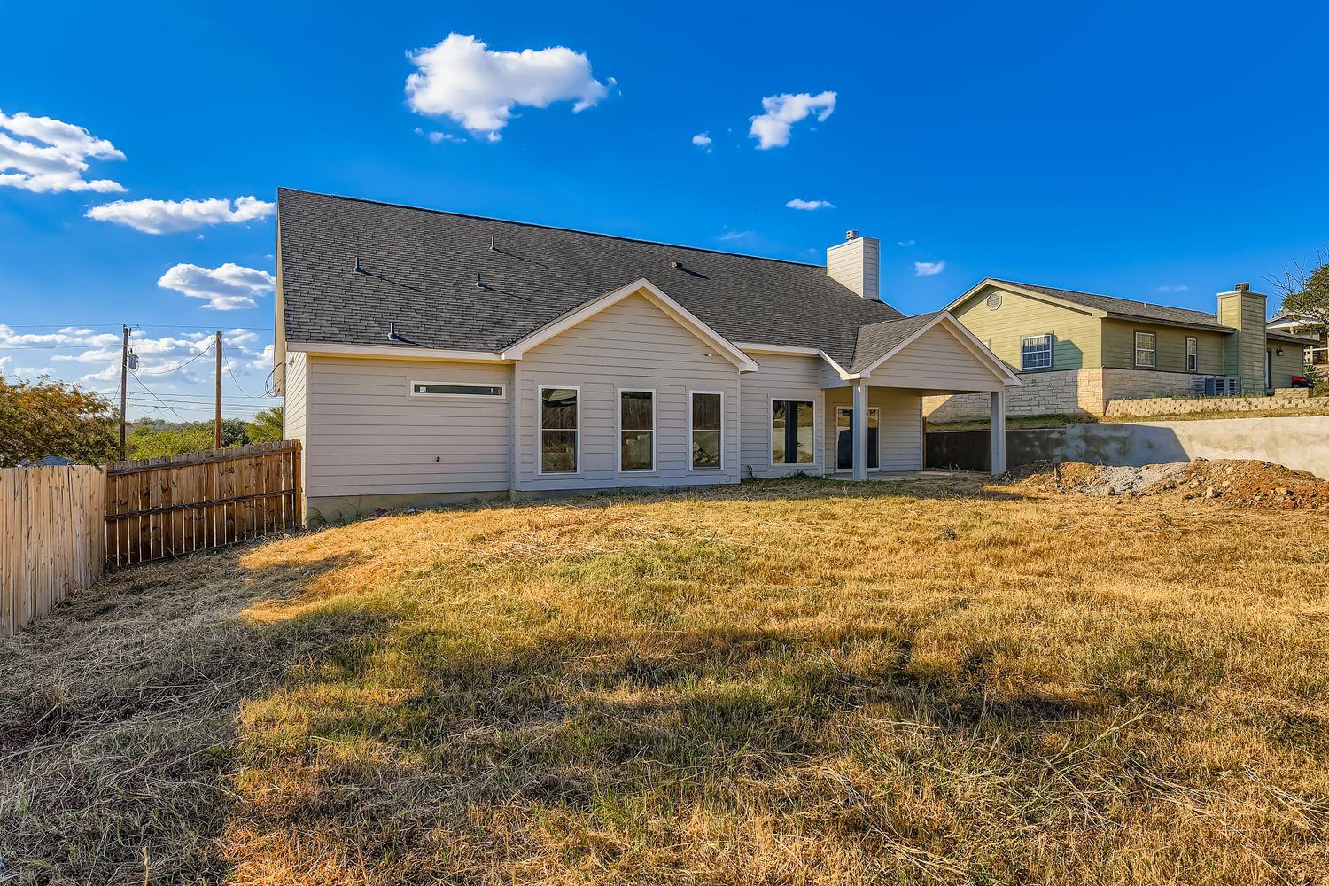 1403 Sunset DR