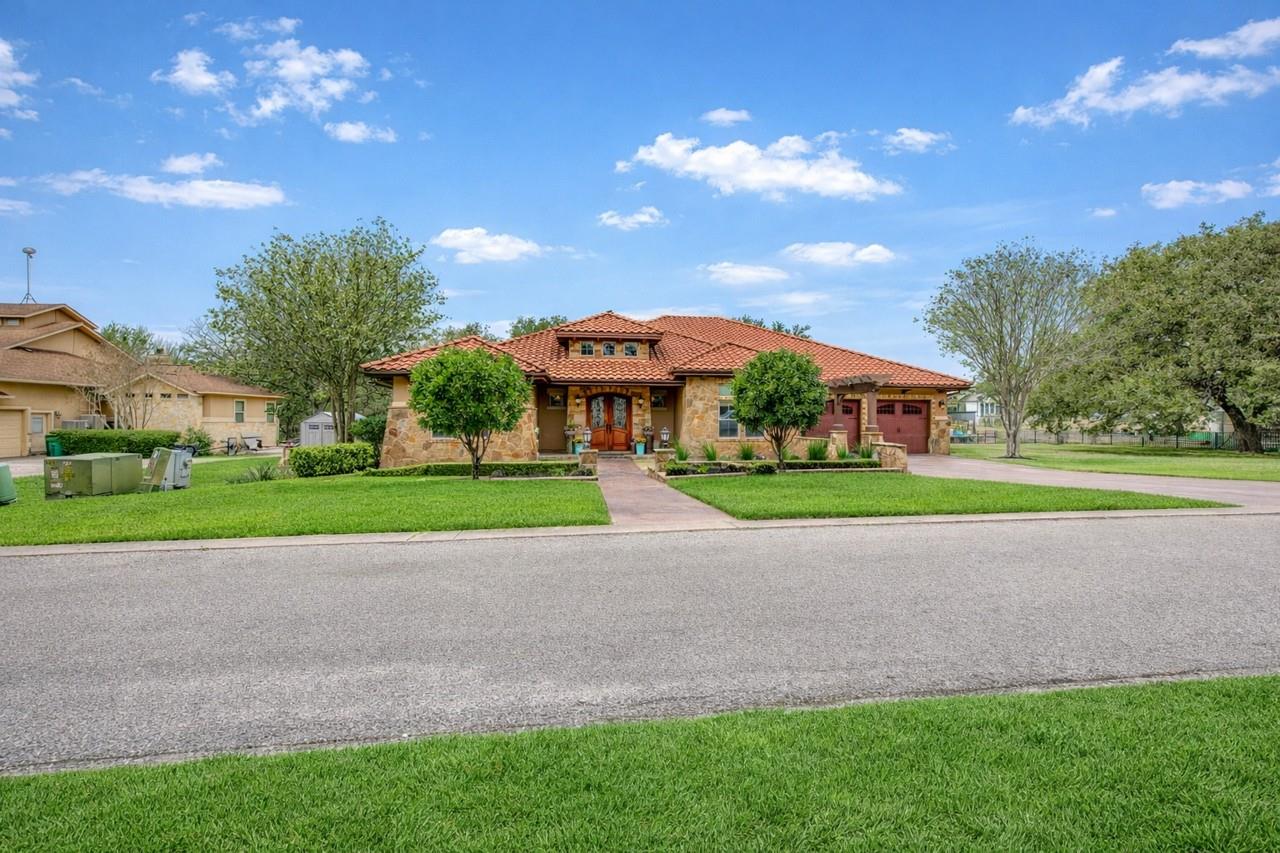 178 Sleepy Oaks DR