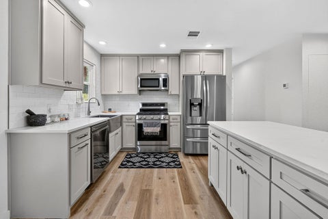 Tiny photo for 204 Chippendale Ave, Austin, TX 78745 (MLS # 2270615)