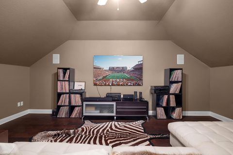 Tiny photo for 11208 Woodland Hills TRL, Austin, TX 78732 (MLS # 7970636)