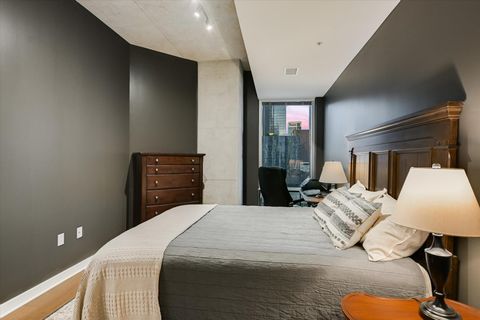 Tiny photo for 360 Nueces ST #1405, Austin, TX 78701 (MLS # 9241476)