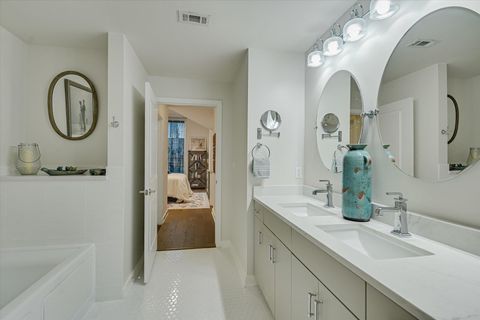 Tiny photo for 360 Nueces ST #1405, Austin, TX 78701 (MLS # 9241476)