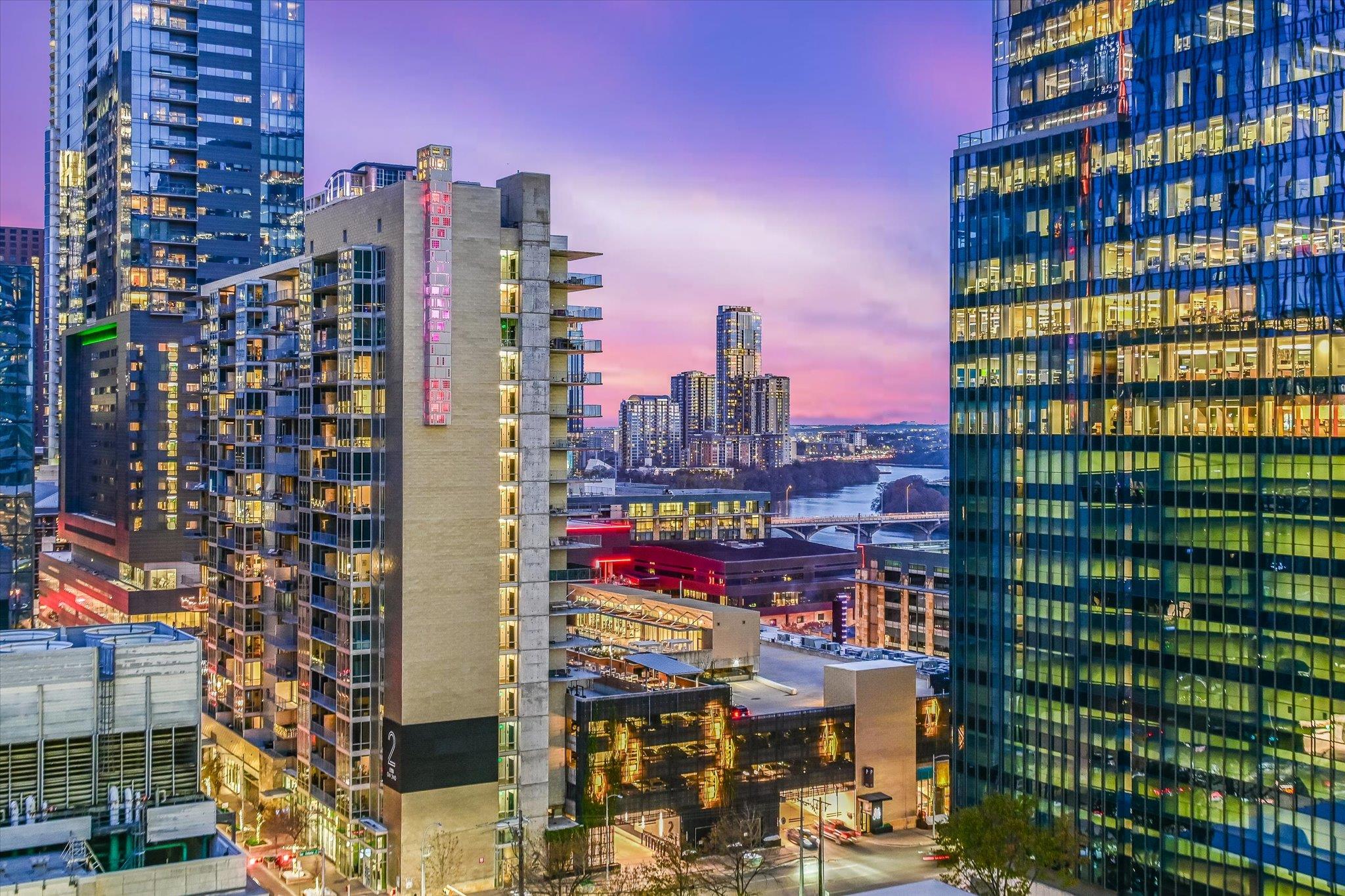 360 Nueces ST 1405