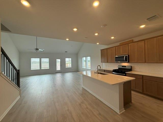 125 Skyview Farm LN