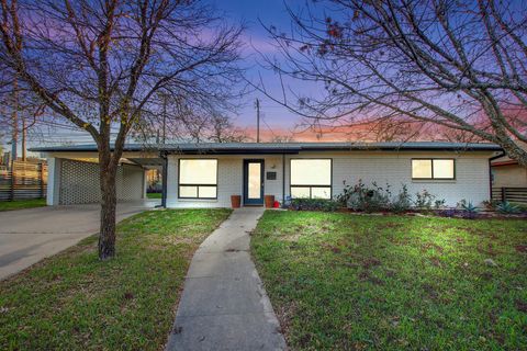 Photo of 1723 Fawn DR, Austin, TX 78741 (MLS # 6511519)