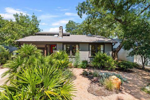 Photo of 2312 Indian TRL, Austin, TX 78703 (MLS # 6485463)