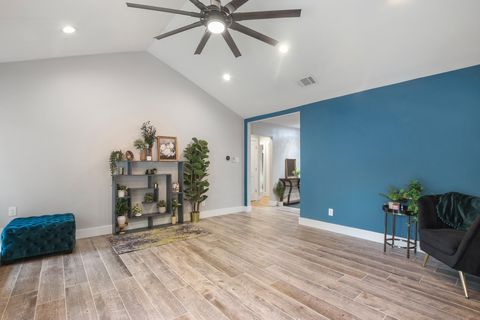 Tiny photo for 10129 Aspen ST, Austin, TX 78758 (MLS # 4999795)