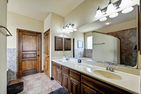 Tiny photo for 21012 North Ridge Rdg, Lago Vista, TX 78645 (MLS # 2008850)