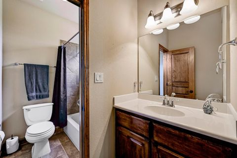 Tiny photo for 21012 North Ridge Rdg, Lago Vista, TX 78645 (MLS # 2008850)