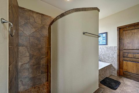 Tiny photo for 21012 North Ridge Rdg, Lago Vista, TX 78645 (MLS # 2008850)