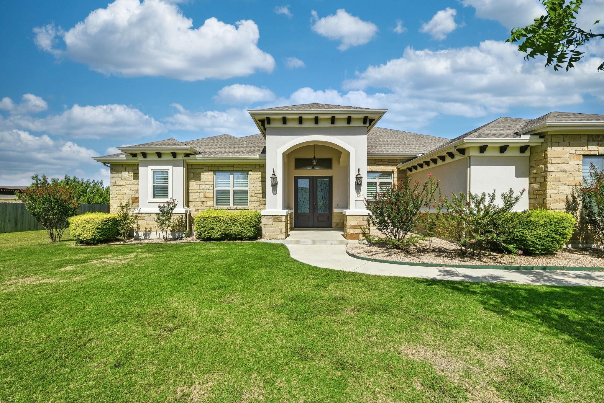120 W Vienna DR