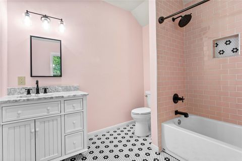 Tiny photo for 10832 Redmond RD, Austin, TX 78739 (MLS # 9772858)