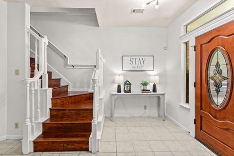 Tiny photo for 10832 Redmond RD, Austin, TX 78739 (MLS # 9772858)