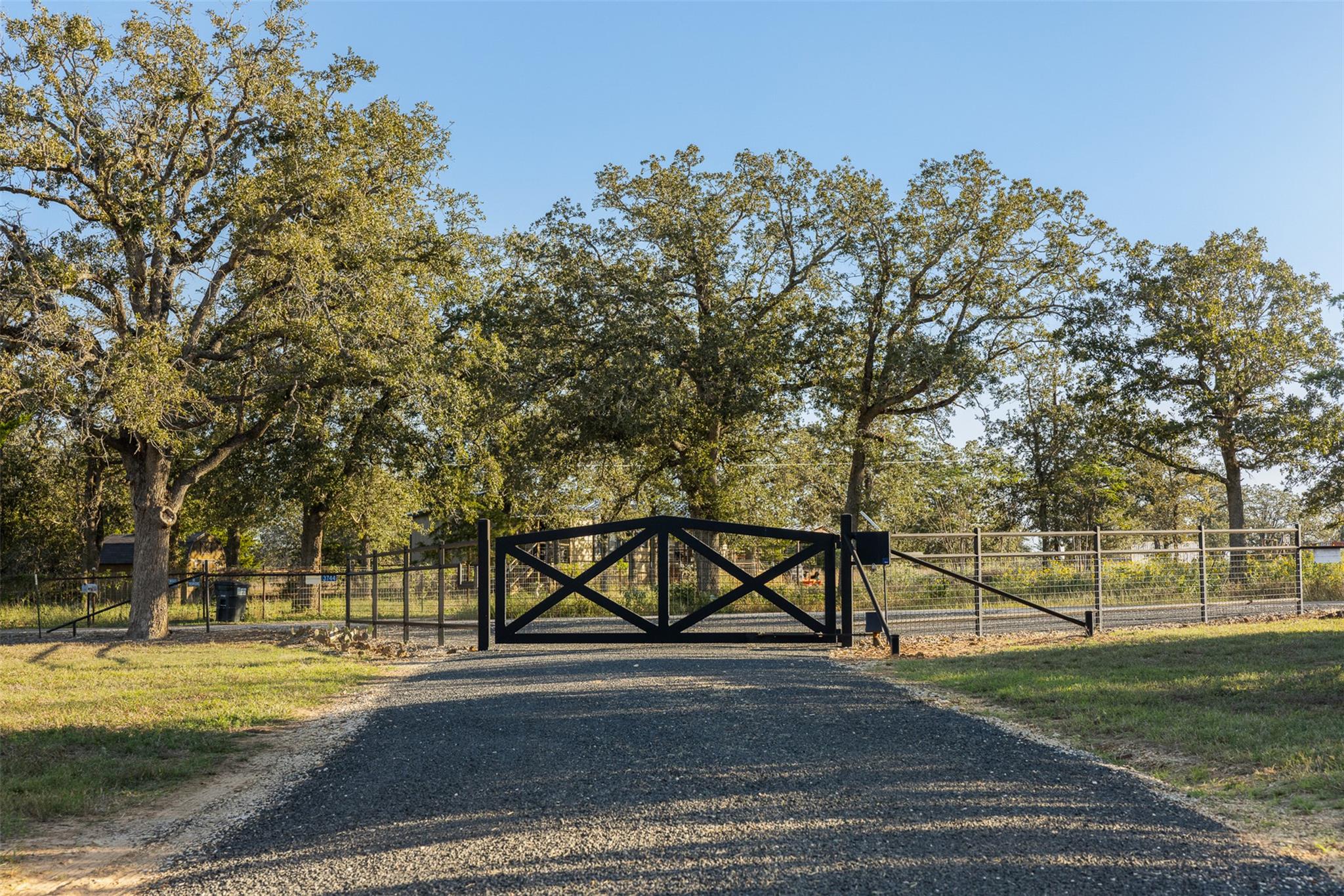 3744 Mule Creek RD