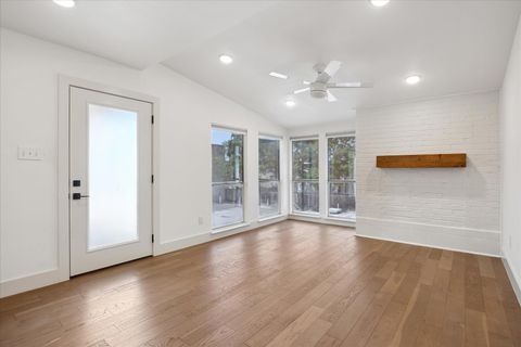 Photo of 909 Reinli ST #231, Austin, TX 78751 (MLS # 8762920)