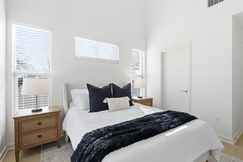 Tiny photo for 701 Zennia ST #B, Austin, TX 78751 (MLS # 6428224)