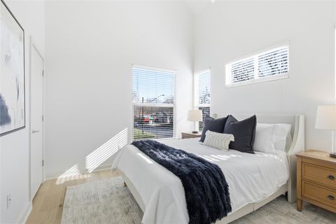 Tiny photo for 701 Zennia ST #B, Austin, TX 78751 (MLS # 6428224)