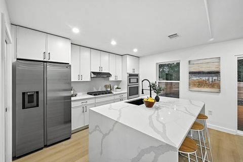 Tiny photo for 8411 Rockwood LN, Austin, TX 78757 (MLS # 1079530)