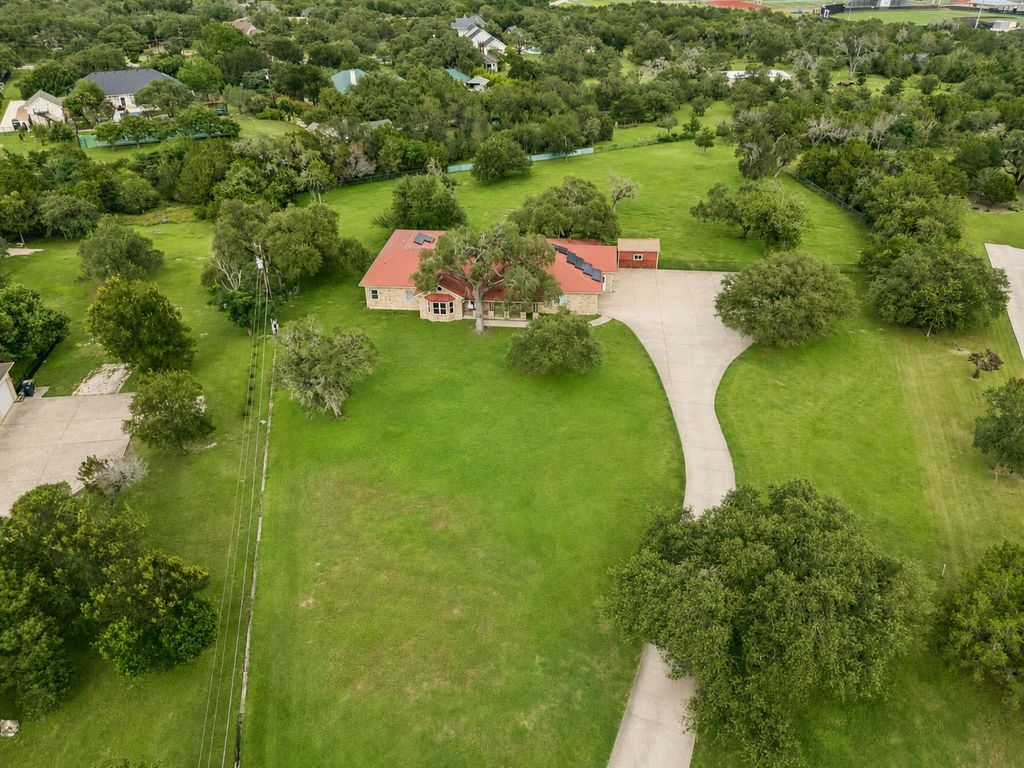 Photo of 331 Mourning Dove LN, Buda, TX 78610 (MLS # 2975811)