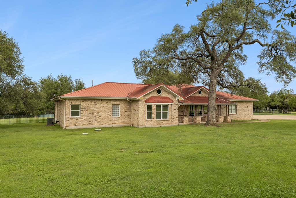 Photo of 331 Mourning Dove LN, Buda, TX 78610 (MLS # 2975811)