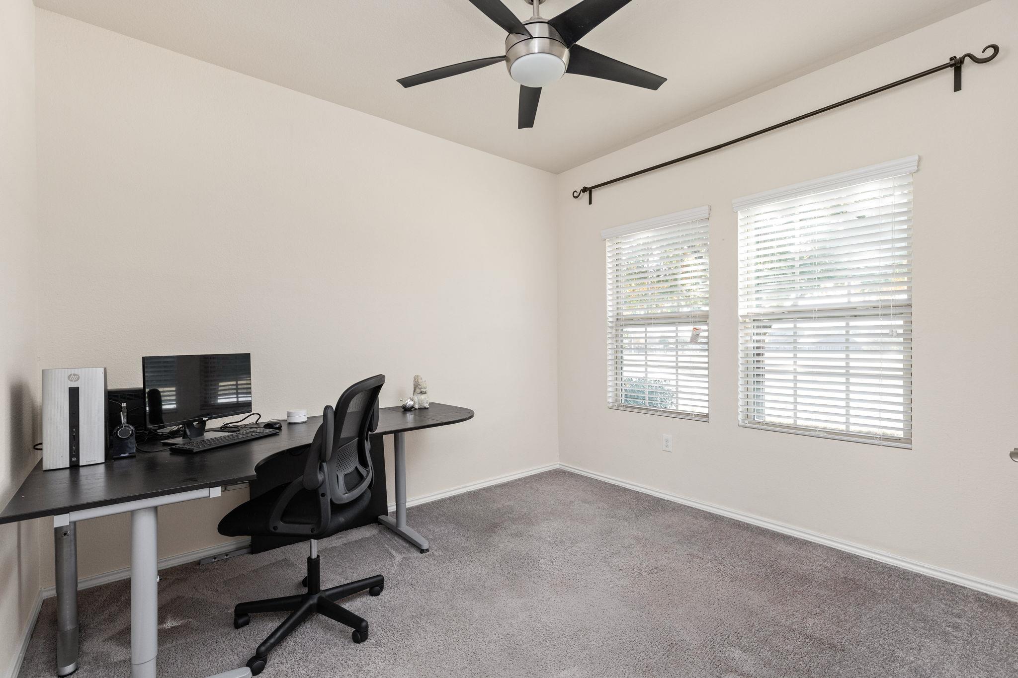 3816 Breckenridge DR