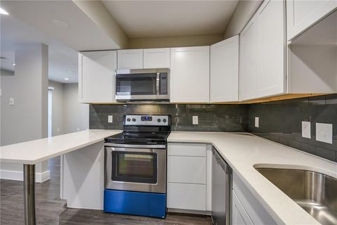Tiny photo for 935 La Posada DR #142, Austin, TX 78752 (MLS # 5542115)