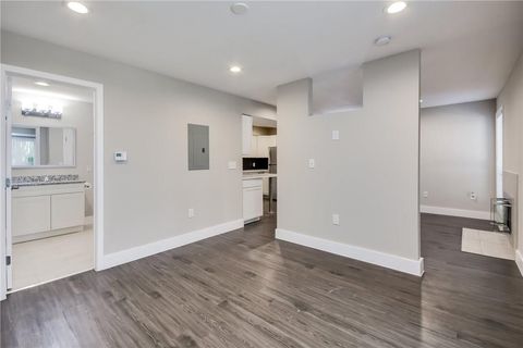 Tiny photo for 935 La Posada DR #142, Austin, TX 78752 (MLS # 5542115)