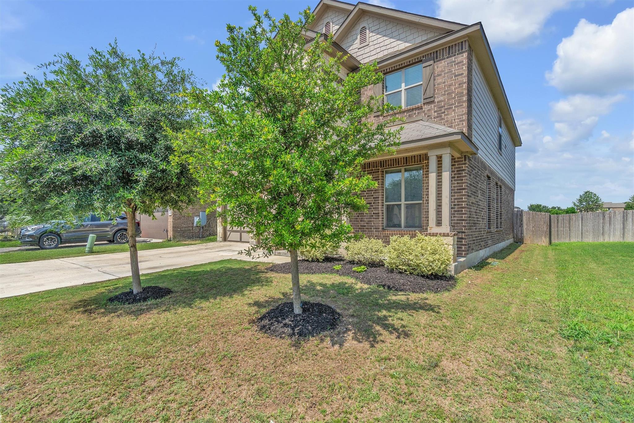 3894 Bentwood WAY