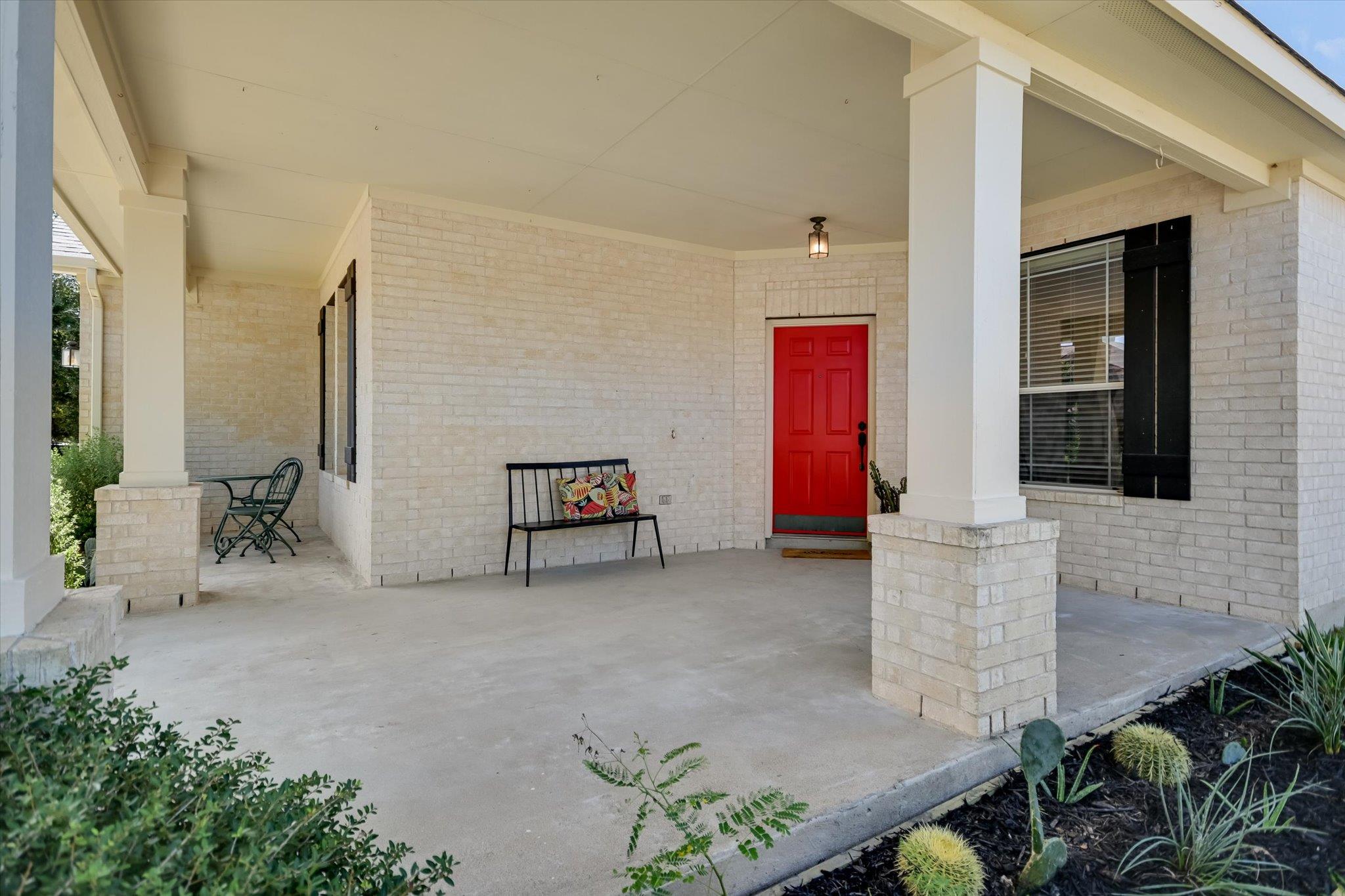 587 Shadow Creek BLVD