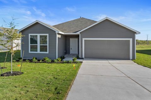 Photo of 13212 Eastland DR, Mustang Ridge, TX 78610 (MLS # 5172397)