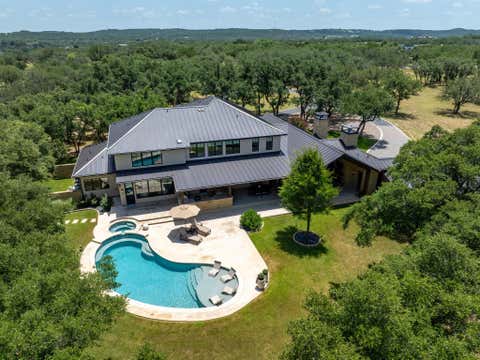 Photo of 900 Rivercliff DR, Spicewood, TX 78669 (MLS # 1165677)