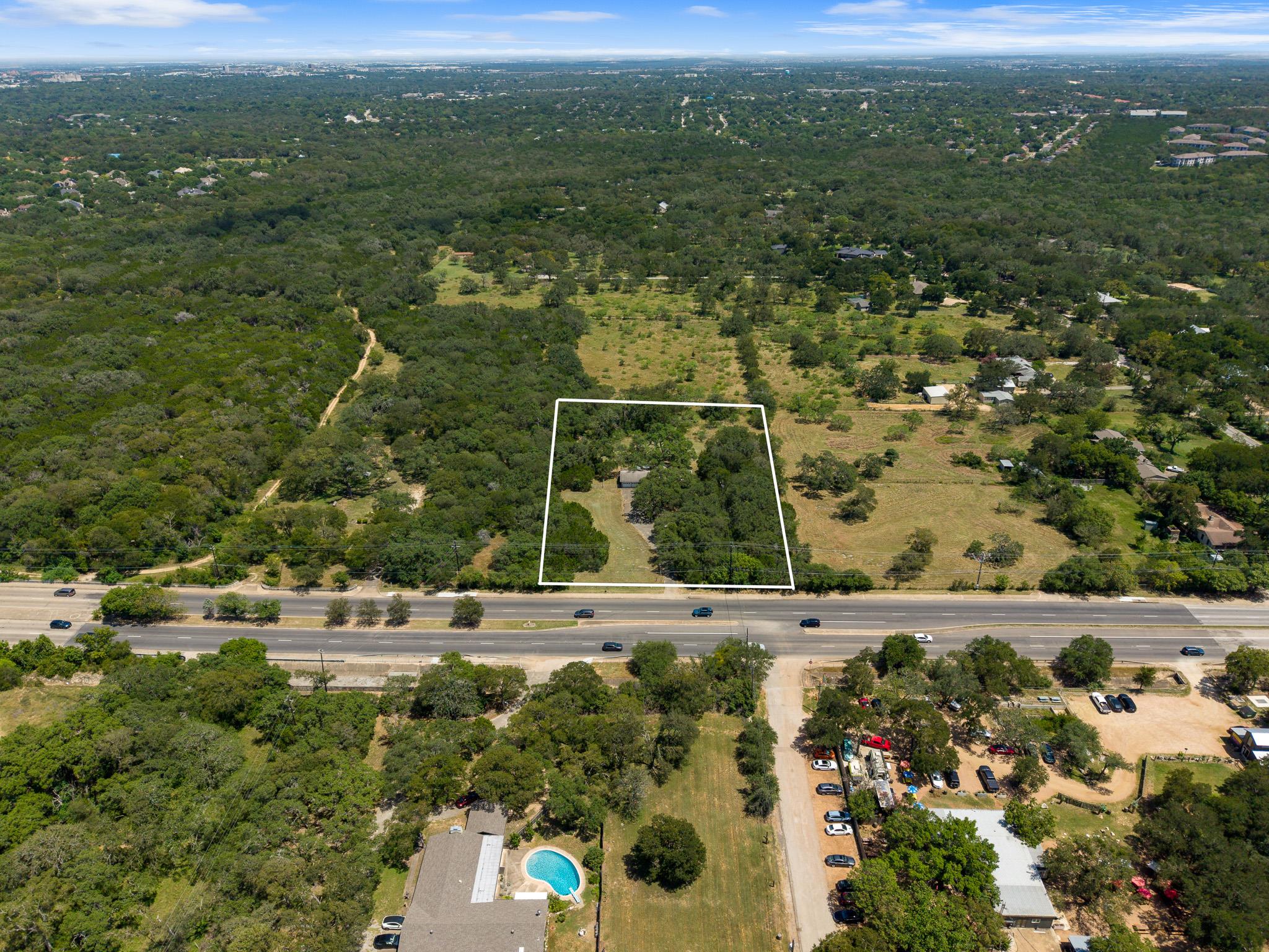 6203 Brodie LN photo 5