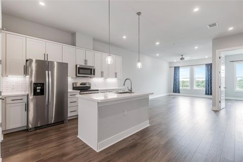 Photo of 4507 E Martin Luther King Jr BLVD #122, Austin, TX 78721 (MLS # 8576285)